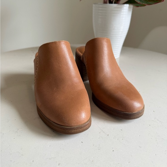 Lucky Brand Shoes - Lucky Brand Tan Leather Mules